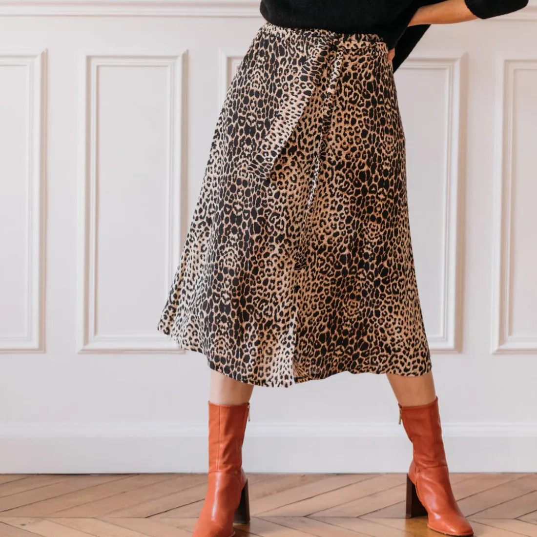 Jupe mi-longue boutonnée devant léopard Beige en viscose