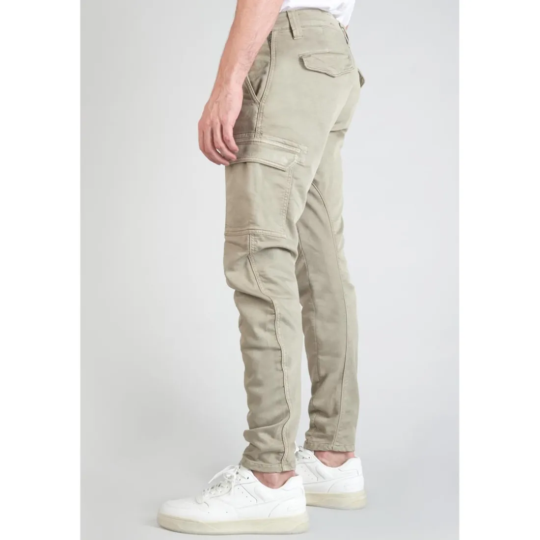 Koge Army Jogg tapered arqué beige blanc en coton