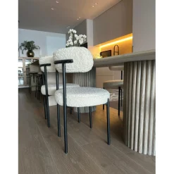 La chaise LARS design scandinave blanc