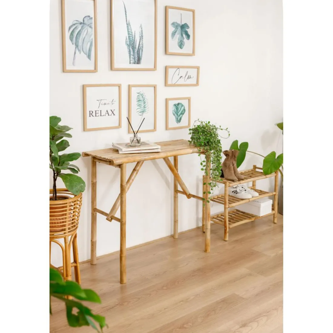 La console PATTANI design scandinave et sa structure en bois massif