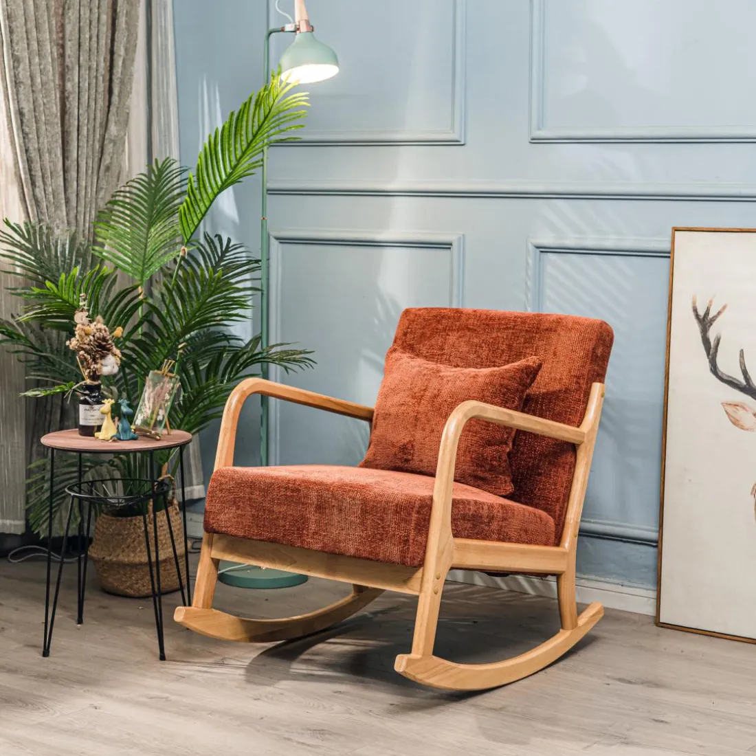 Le fauteuil à bascule DIANA avec son design scandinave rouge