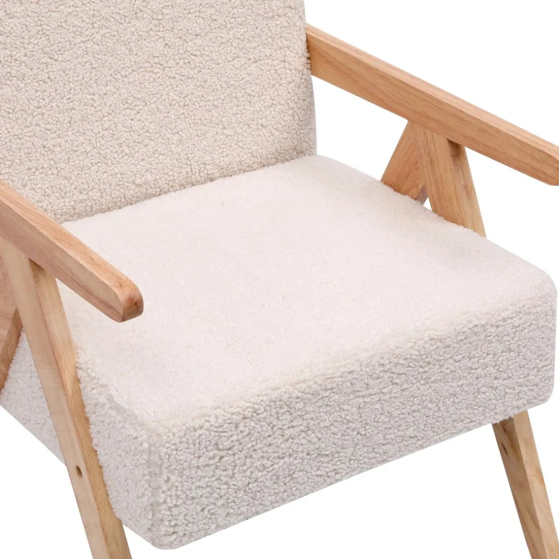 Le fauteuil de salon SANTAREM design scandinave