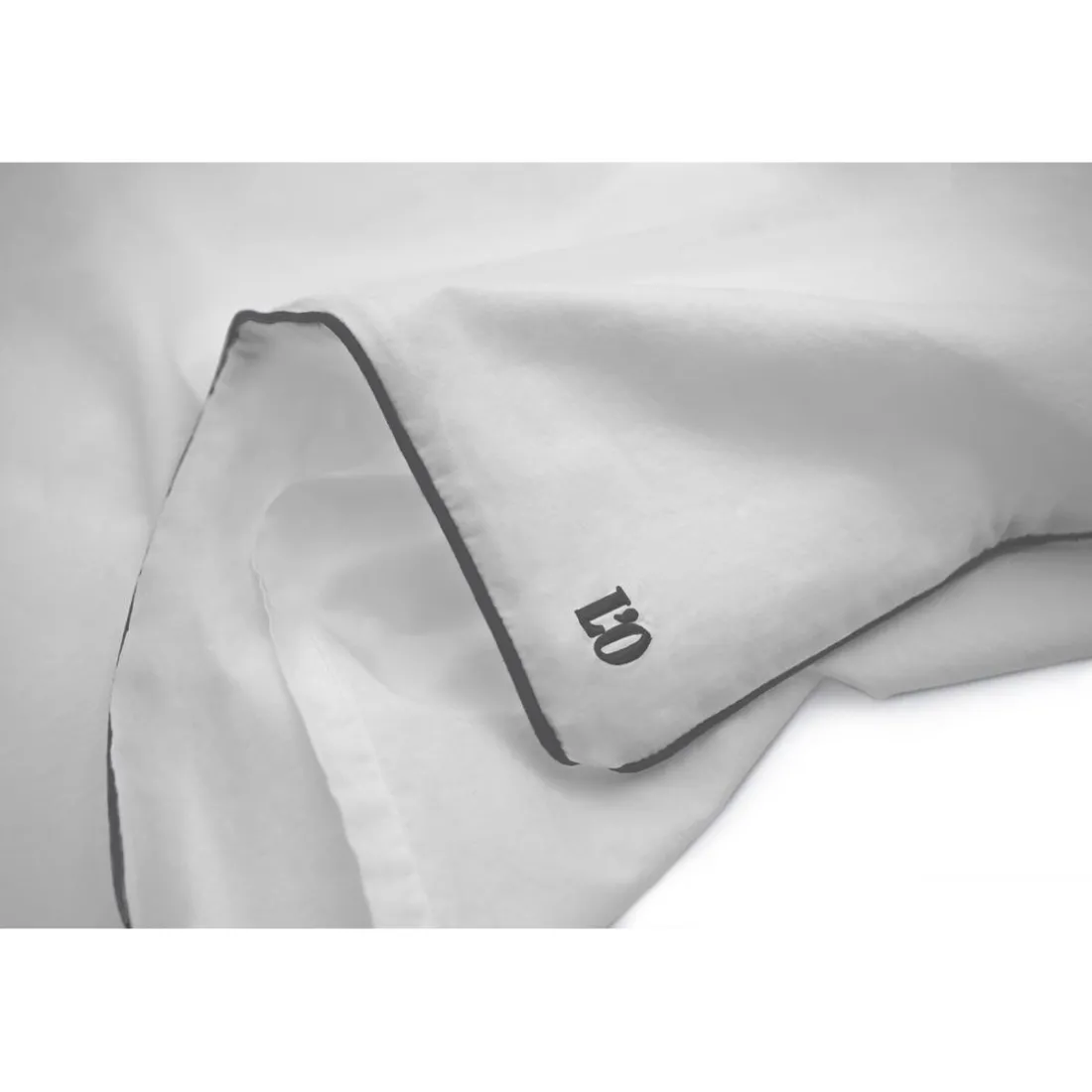 Les signatures - Taie d'oreiller en percale de coton - Gris perle/passepoil gris foncé