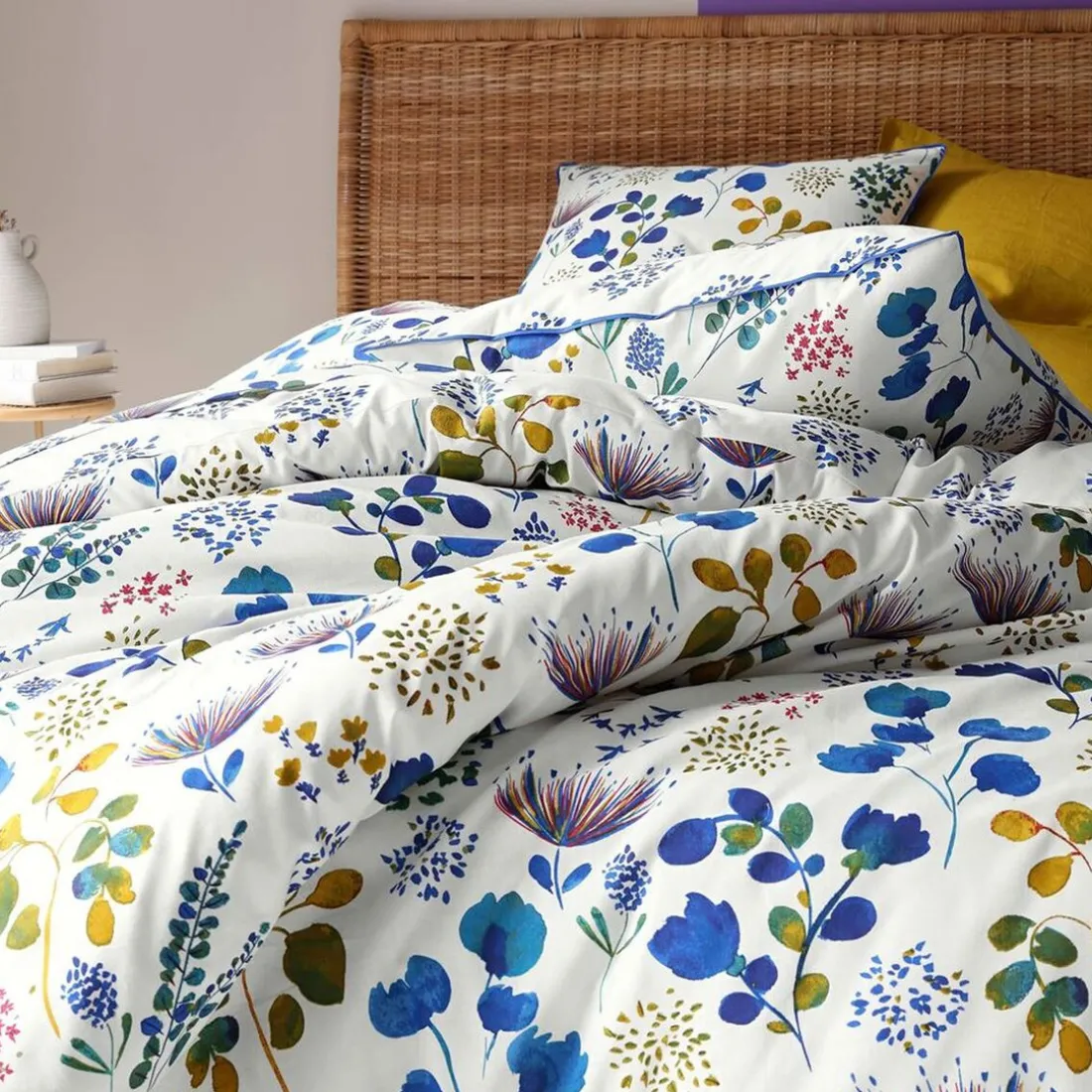Linge de lit en coton TANIA fleurs bleues