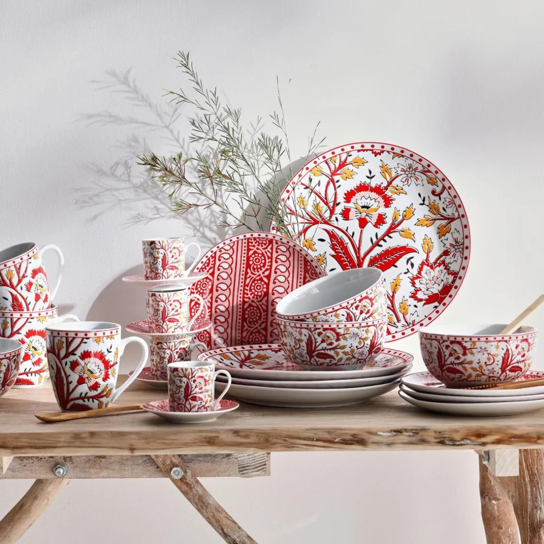 Lot de 4 assiettes vintage 27 cm MARICA