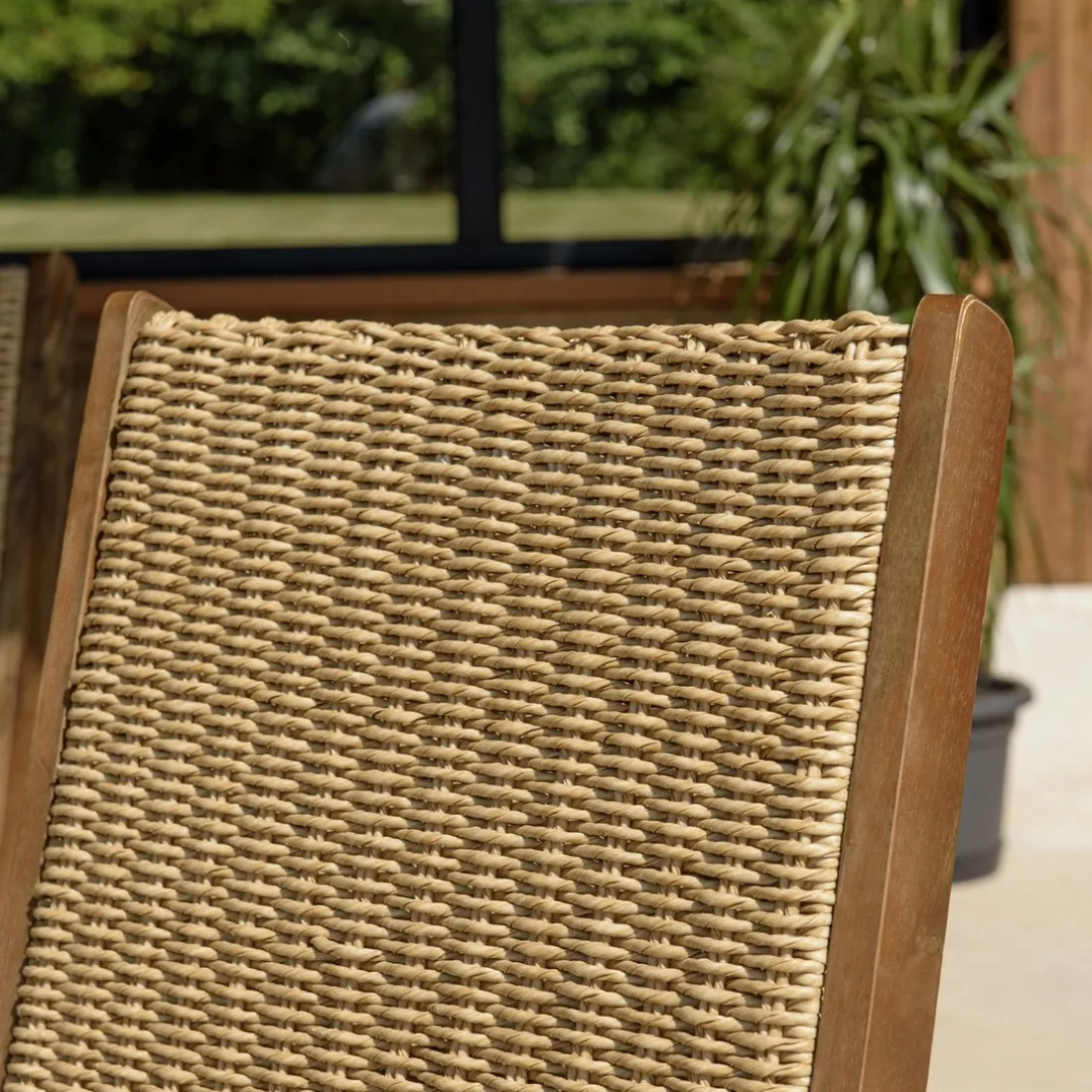 Lot de 2 chaises pliantes acacia huilé et rotin synthétique VICK