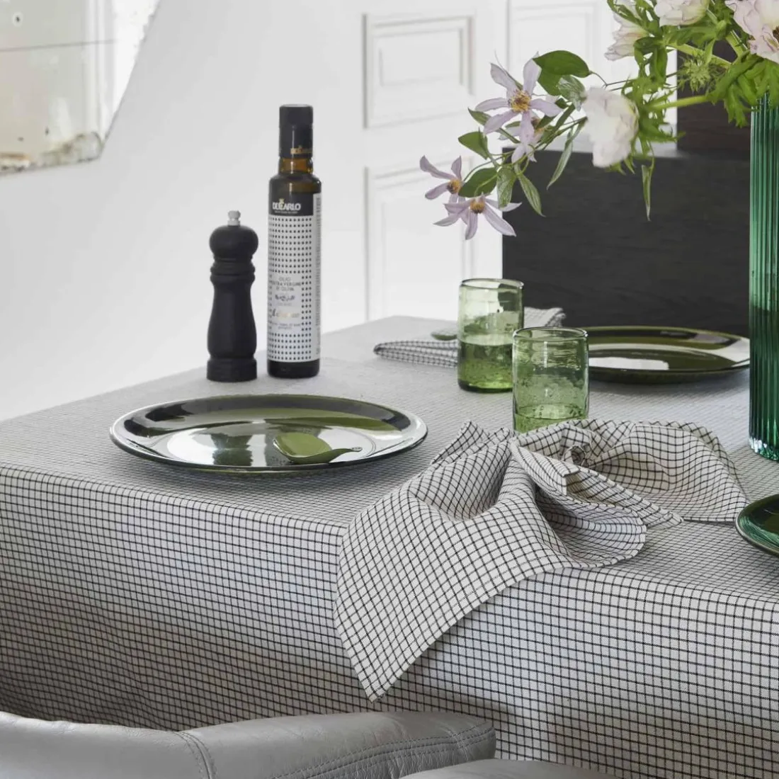 Lot de 2 serviettes de table GUSTAVE Caviar 40 x 40