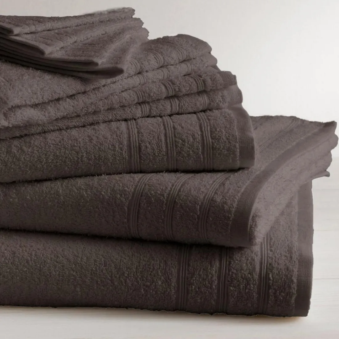 Lot de 2 serviettes invité coton 600 gm² Taupe TERTIO®