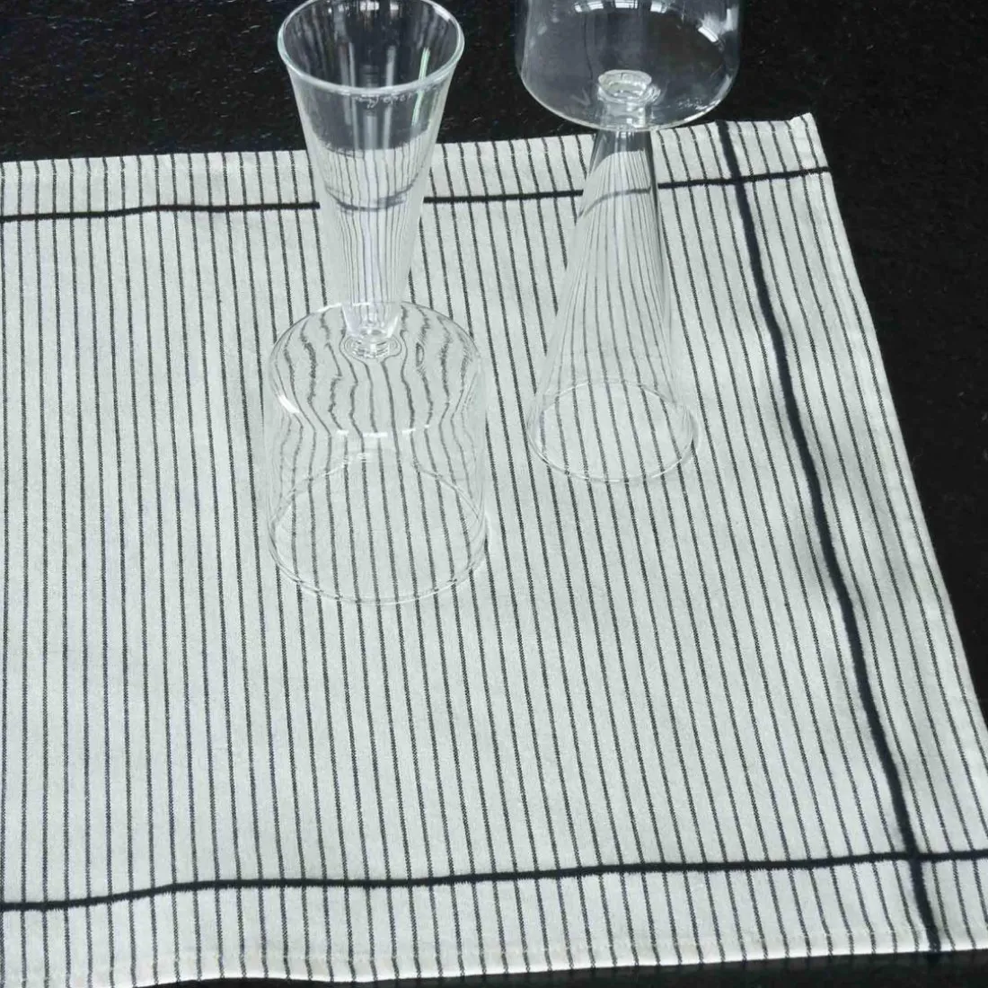 Lot de 2 sets de table LEONIE Caviar 40 x 50