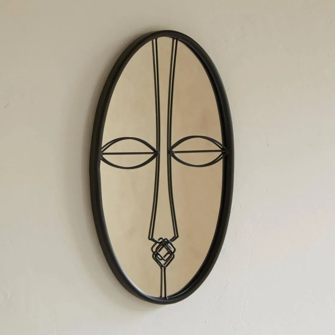 Miroir ovale décor ethnique en métal LOOKY noir