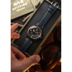 Montre Homme AVI-8 Spitfire Smith Automatic - AV-4090-05 Bracelet Cuir Bleu