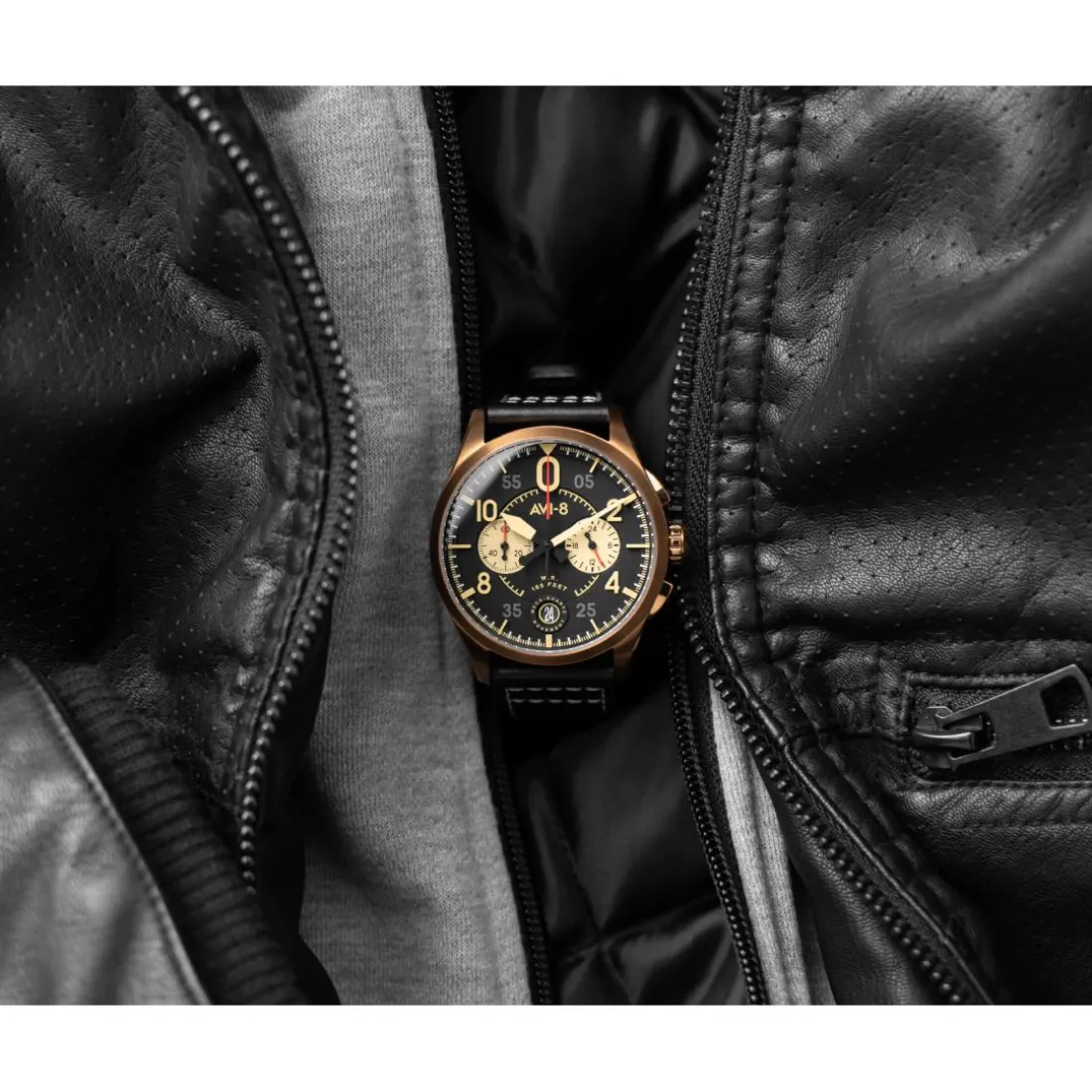 Montre Homme AVI-8 Spitfire Lock Chronograph - AV-4089-07 Bracelet Cuir Noir