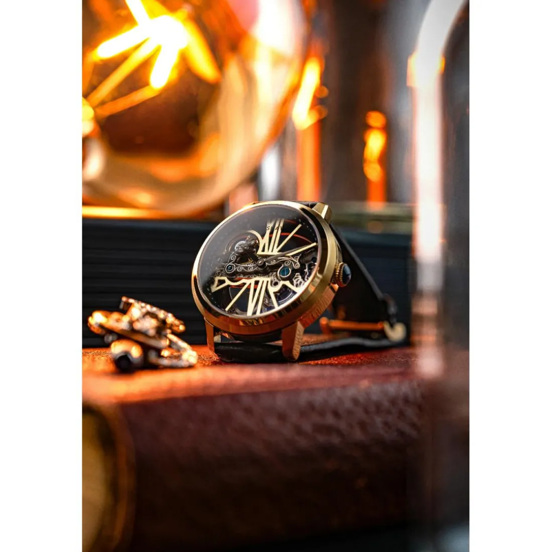Montre Homme EARNSHAW Cornwall Bridge Automatic - ES-8287-03 Bracelet Cuir Noir