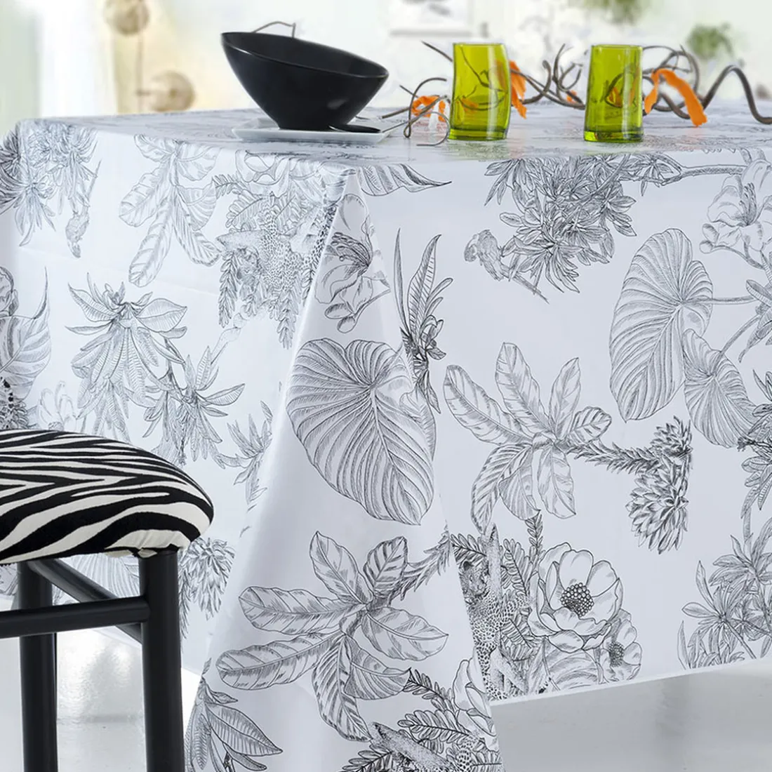 Nappe Rectangle Tropical Puma Toile Ciree Blanc