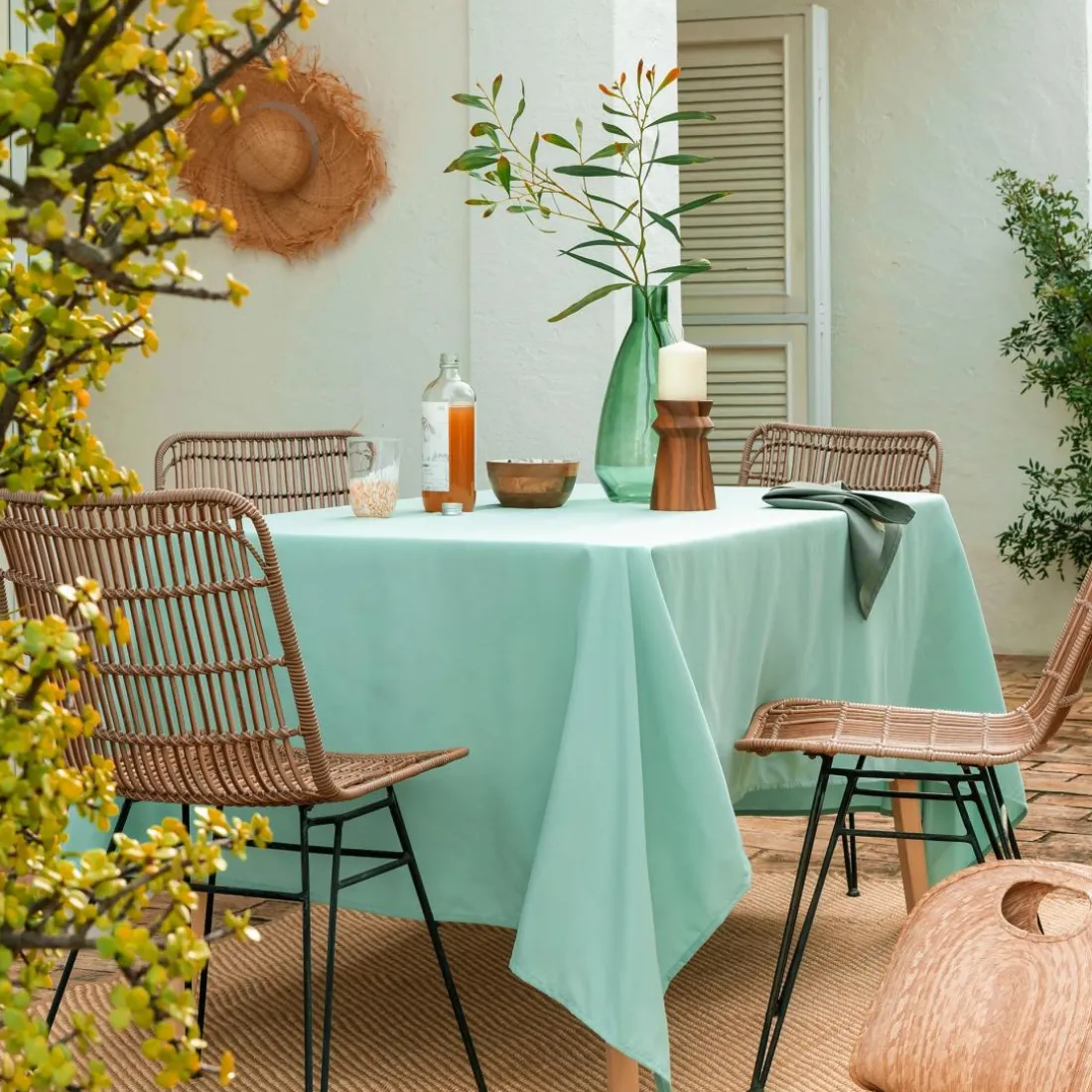 Nappe ultra douce ronde 180 cm PEACHSKIN - bleu céladon