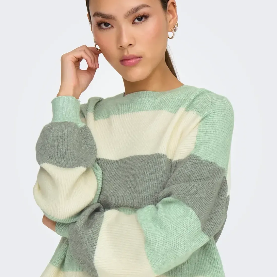 ONLATIA Pull vert Molly