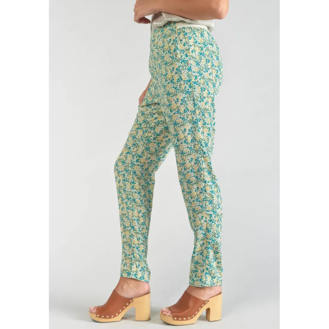Pantalon carotte RANI bleu