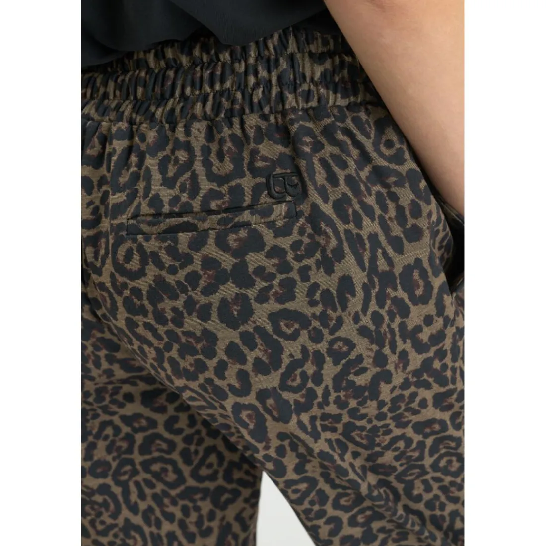 Pantalon droite LEOPA marron Lane