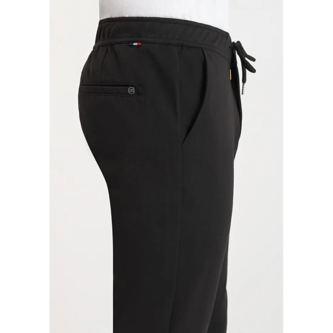 Pantalon jogpant MALO noir Kai