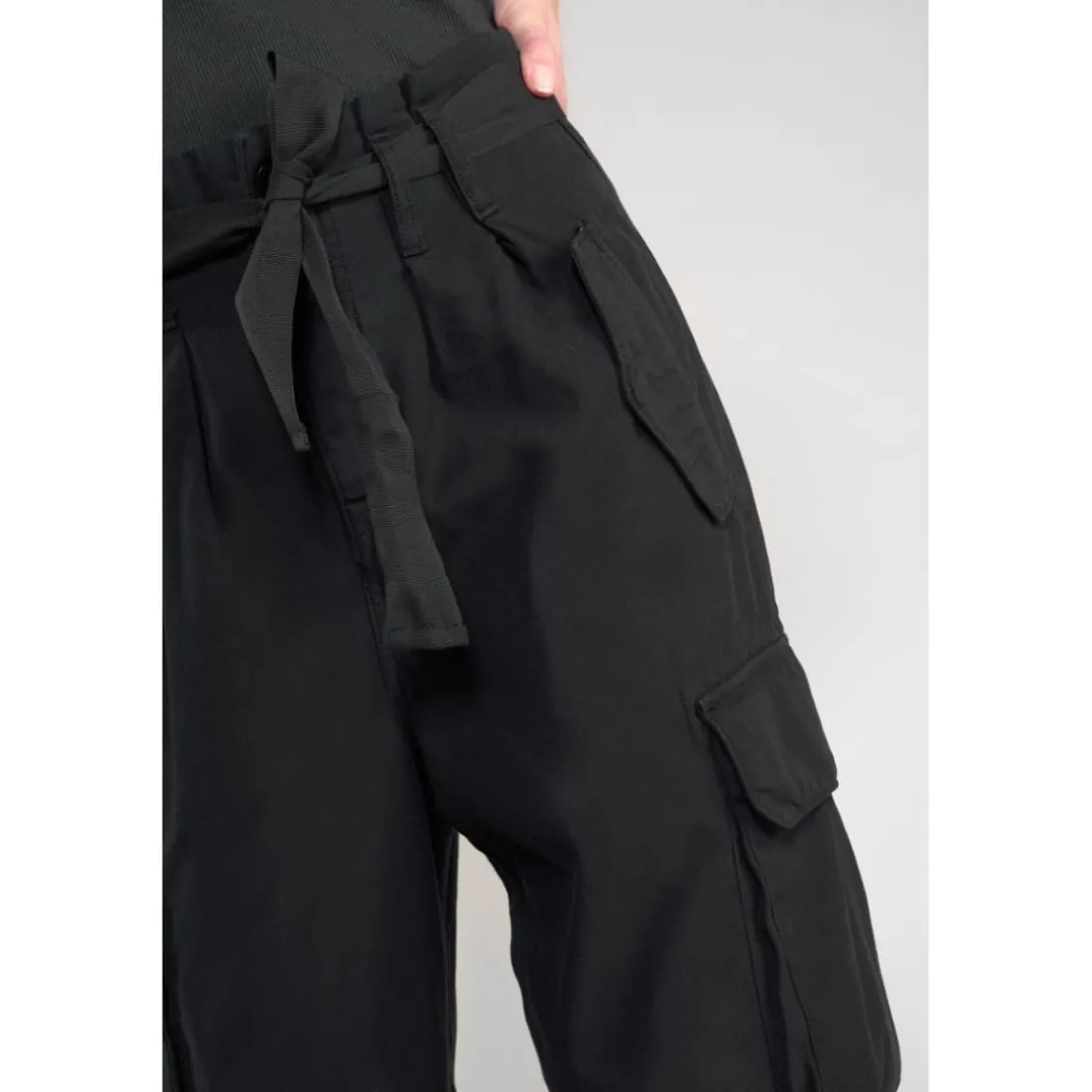 Pantalon loose, large AMBROISE noir Mia en coton