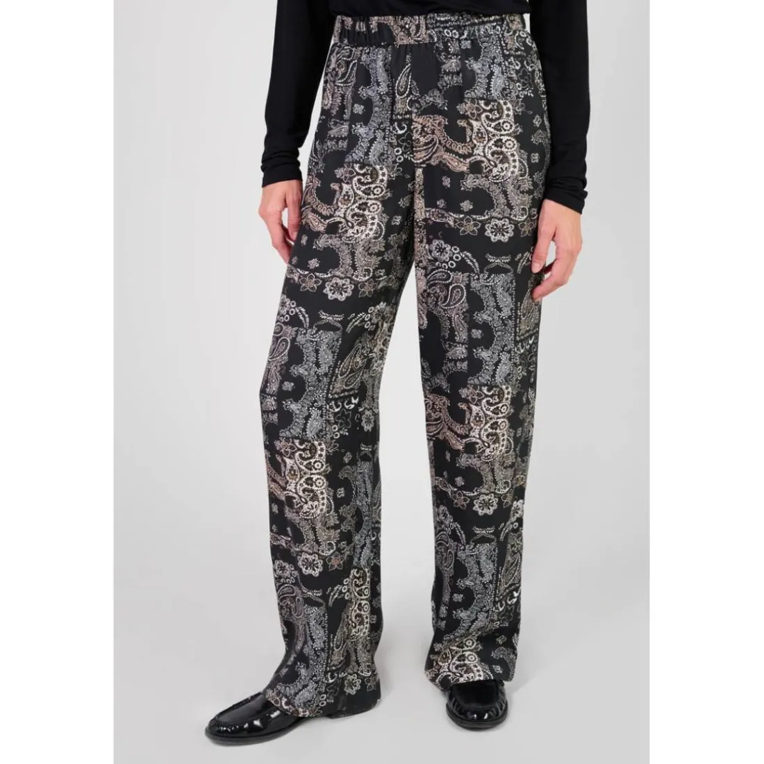 Pantalon loose, large BULBIZA noir Xia en viscose