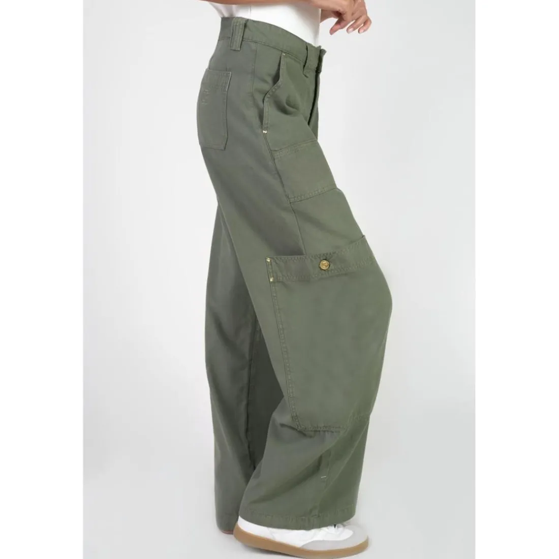 Pantalon loose, large HOLLY kaki en coton Lola