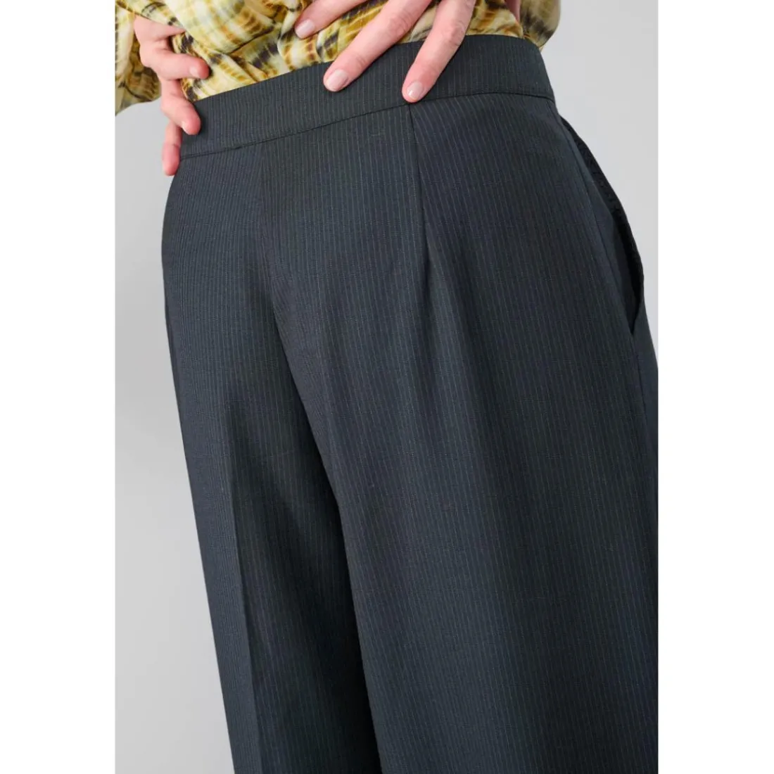 Pantalon loose, large SAGUES noir Pia