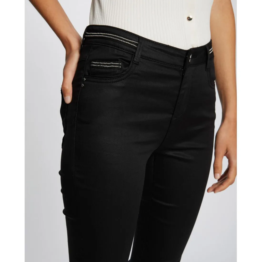 Pantalon slim enduit