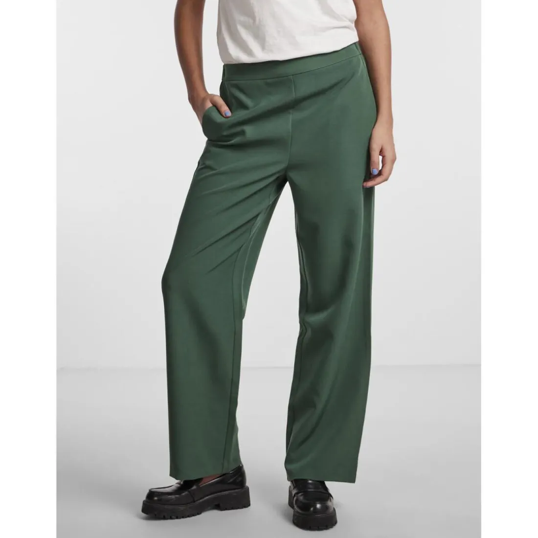 Pantalon tailleur ample taille haute Bozzy vert Faye