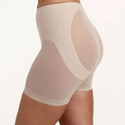 Panty remonte fesses - Nude en nylon