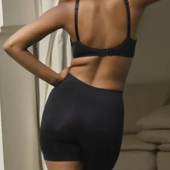 Panty sculptant anti-frottement noir