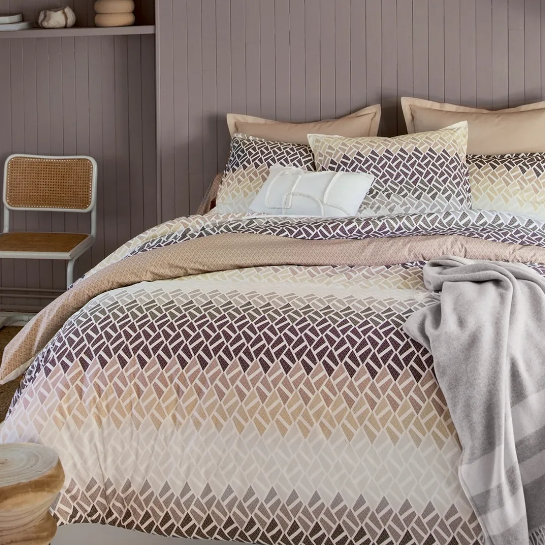 Parure Housse de Couette et 2 Taies d'oreiller NUANCES Grenat
