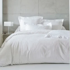 Parure Housse de Couette et 2 Taies d'oreiller DIVINE Bourdon Blanc