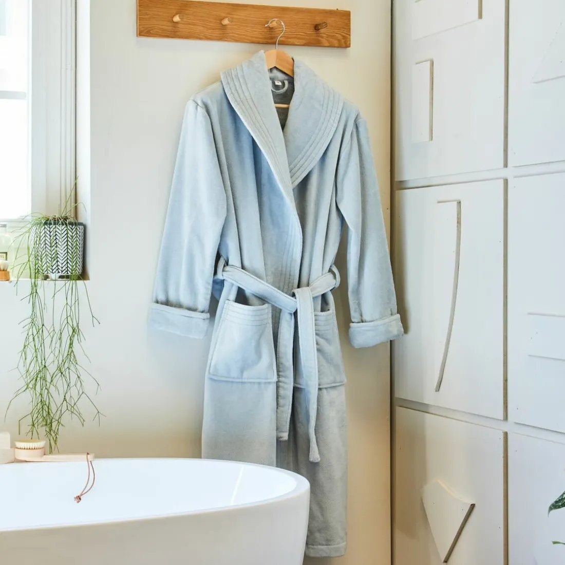 Peignoir de bain col châle intérieur éponge/extérieur velours QUIETUDE gris bleuté