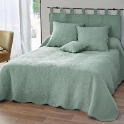 Plaid BAILLARGUES 150 x 150 cm vert amande