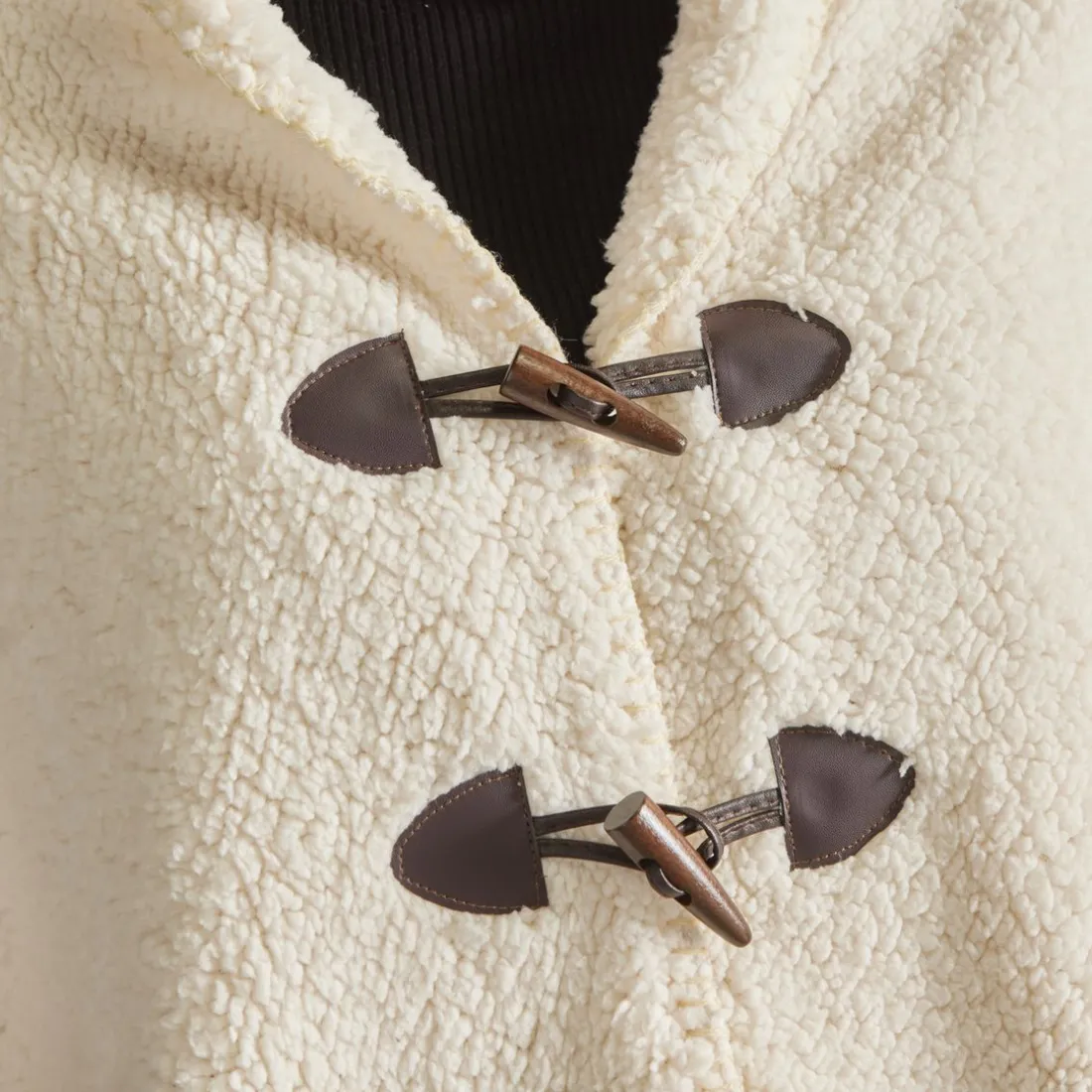 Plaid Poncho snow en Polyester 75 x 150 BIEN AU CHAUD + HORS PISTE Crème