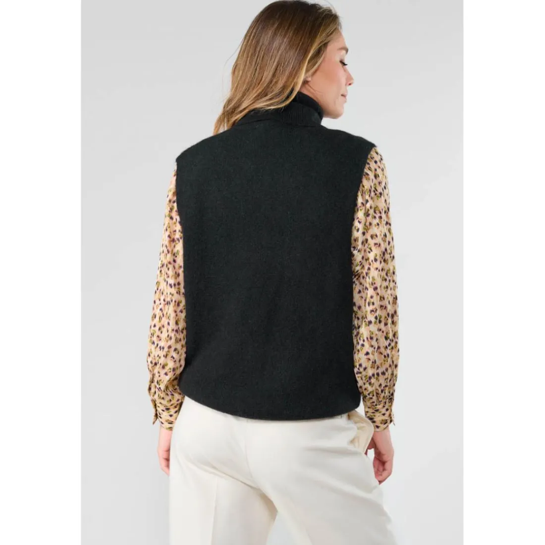 Pull CLEVA noir Mia