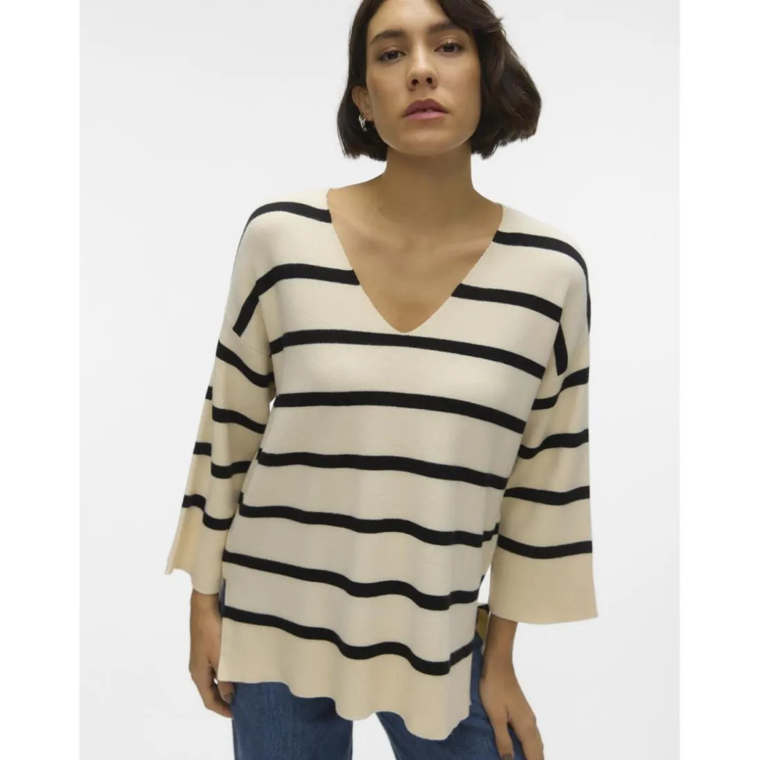 Pull en maille col en v gris clair