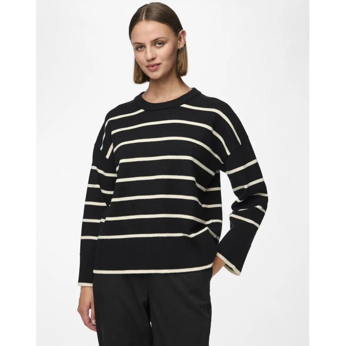 Pull en maille Mathilde en viscose noir Isa