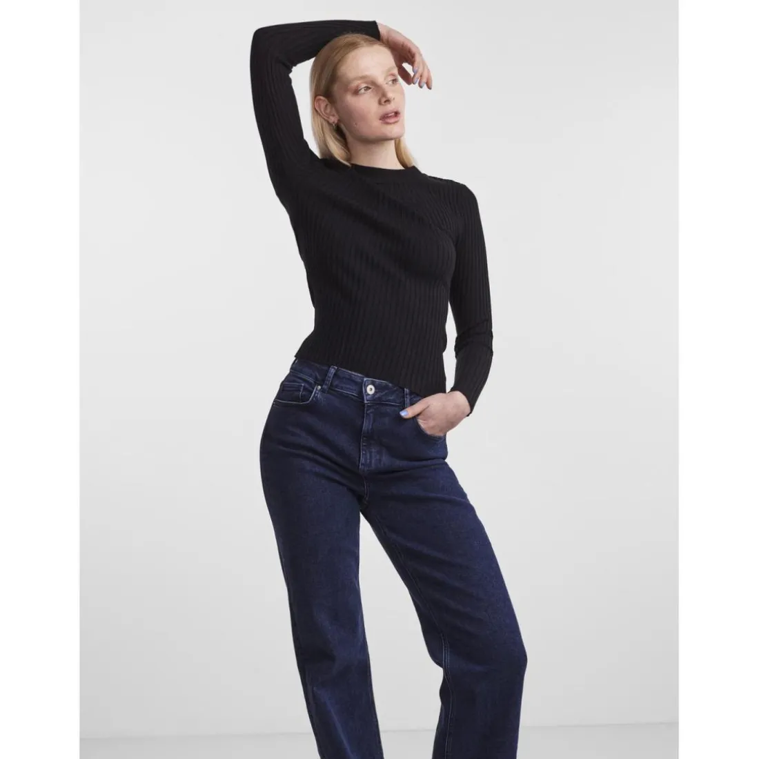 Pull en maille noir Bree