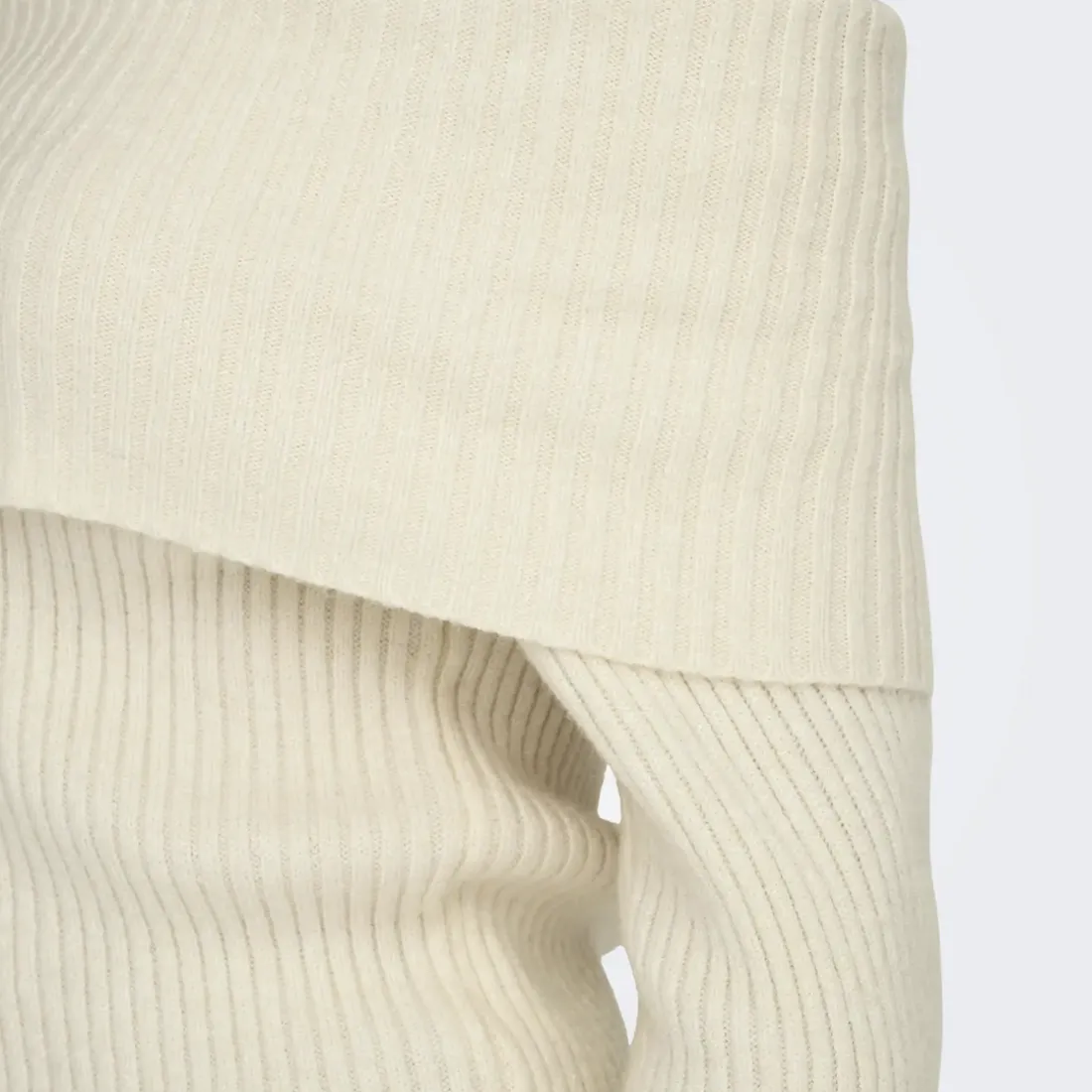 Pull off shoulder Katias - Ecru en viscose Adele