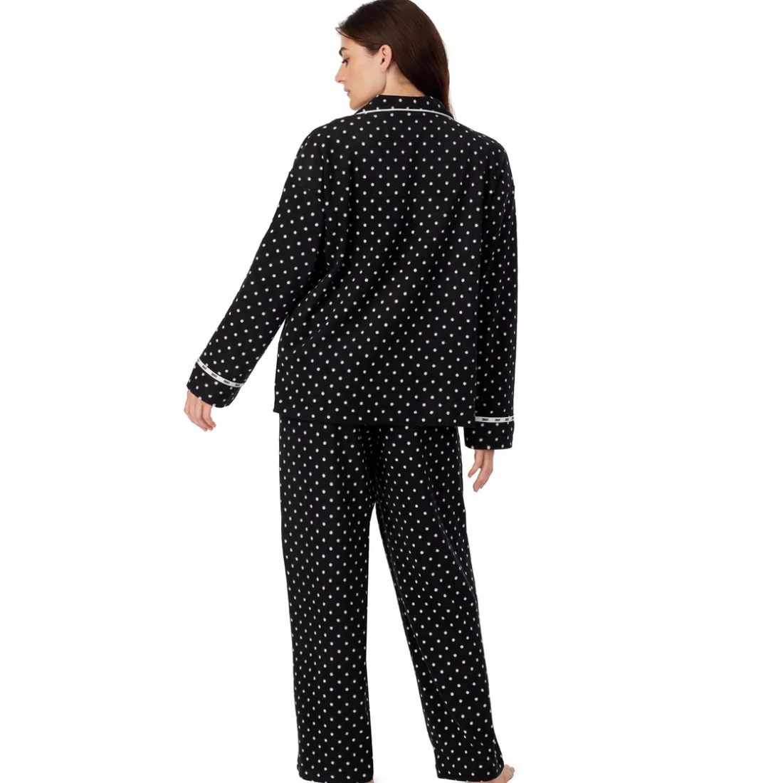 Pyjama avec un pantalon et haut manches longues noir