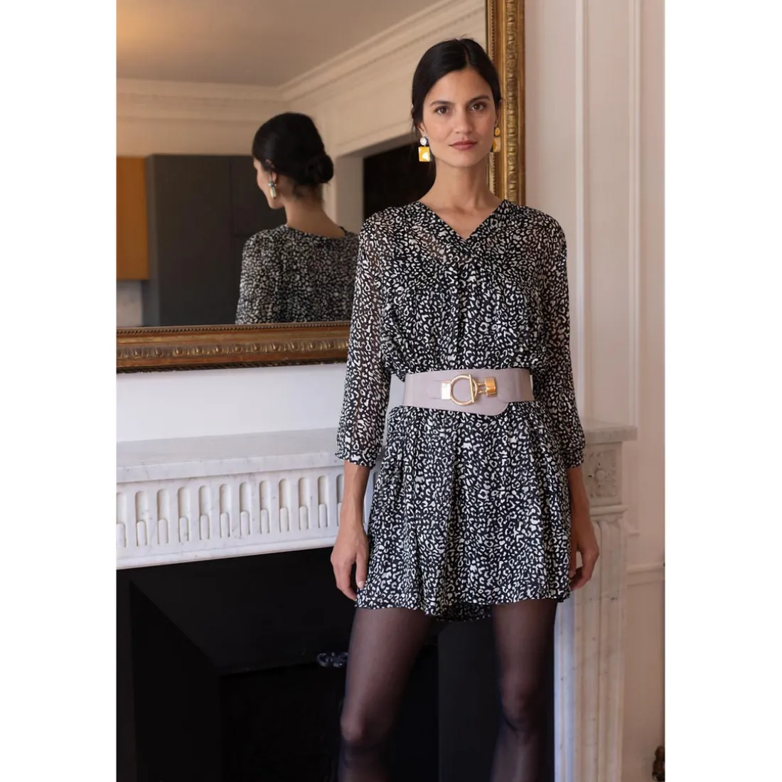 Robe col V imprimée léopard Dora noir