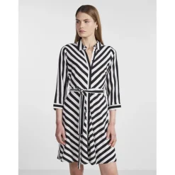 Robe courte blanc en viscose