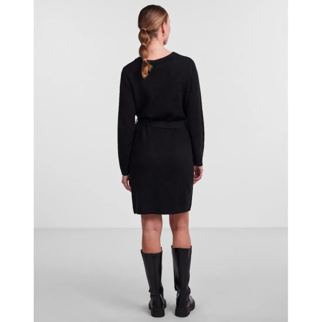 Robe courte en maille noir Sue