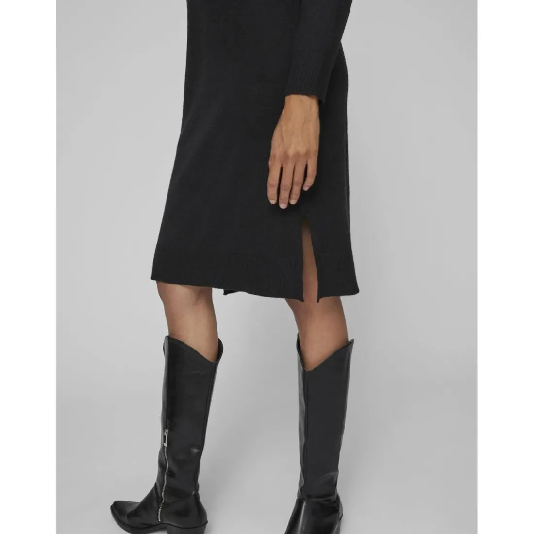 Robe courte en maille noir Faye