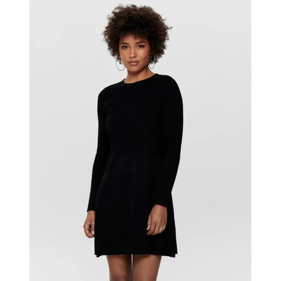 Robe en maille Col rond Manches longues Au-dessus du genou noir
