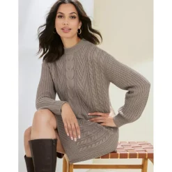 Robe en tricot à manches longues avec motif tressé marron