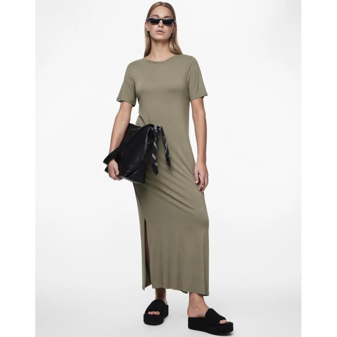Robe T-shirt maxi en viscose Sofia vert Cléo Yara