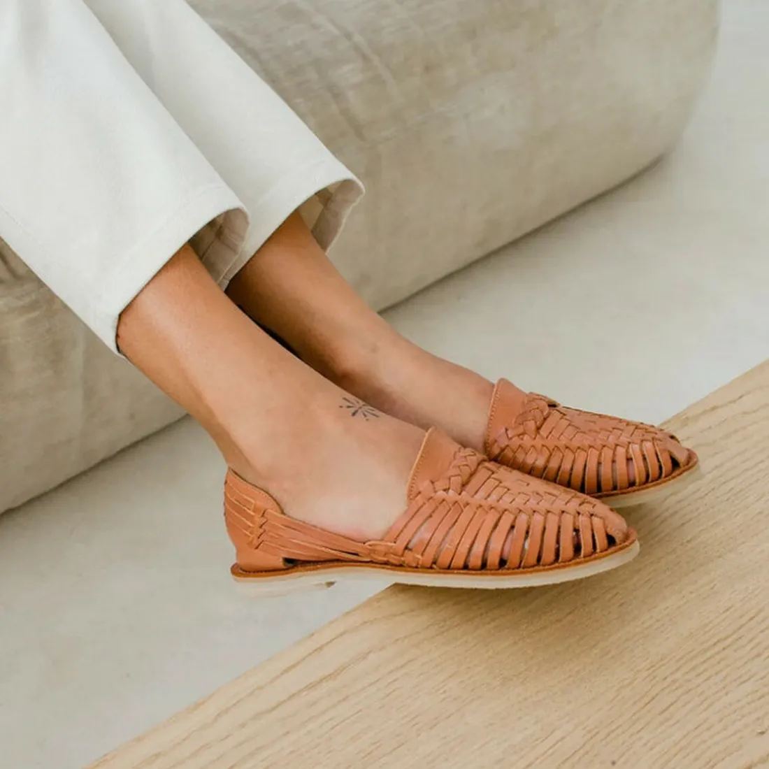 Sandale tressee camel - ALEGRE en cuir